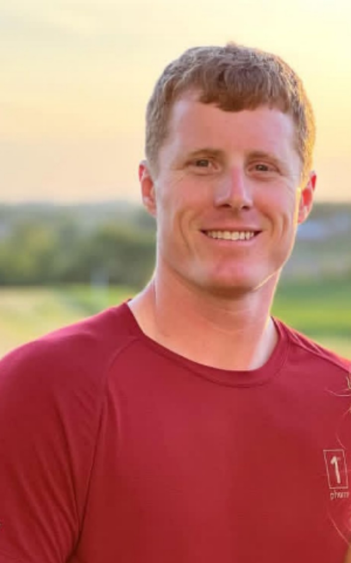Evan Hollis